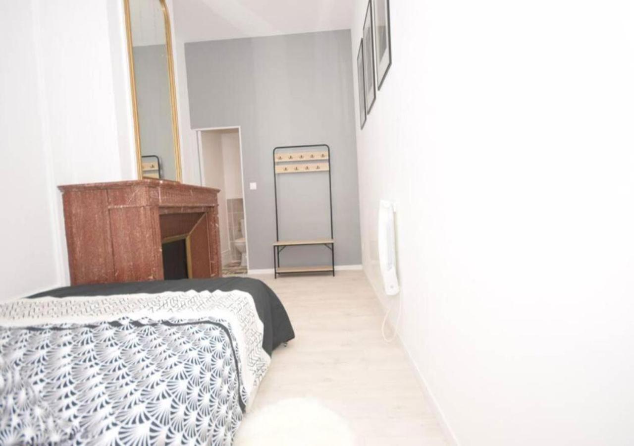 Hyper Centre Valenciennes - Wifi - Terrasse - Tramway - Lerelaisdodile2公寓 外观 照片